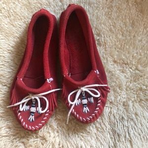 Red Minnetonka